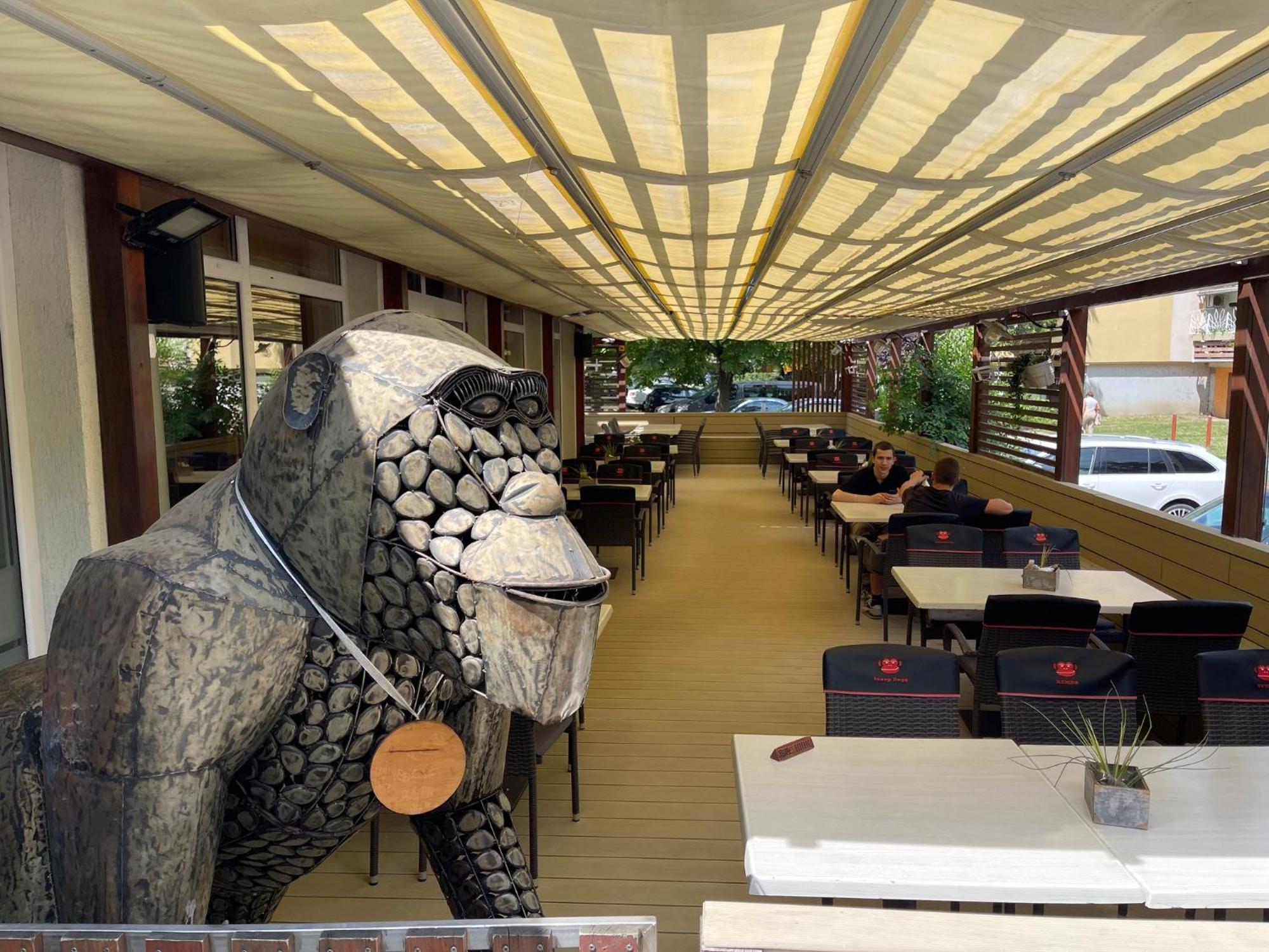Hotel Arena Deluxe &